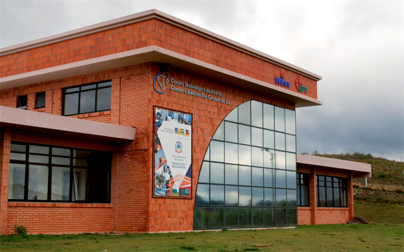 Pesquisa é desenvolvida pela UPF, por meio do Centro Tecnológico de Pedras, Gemas e Joias do Rio Grande do Sul (CT-Pedras)
