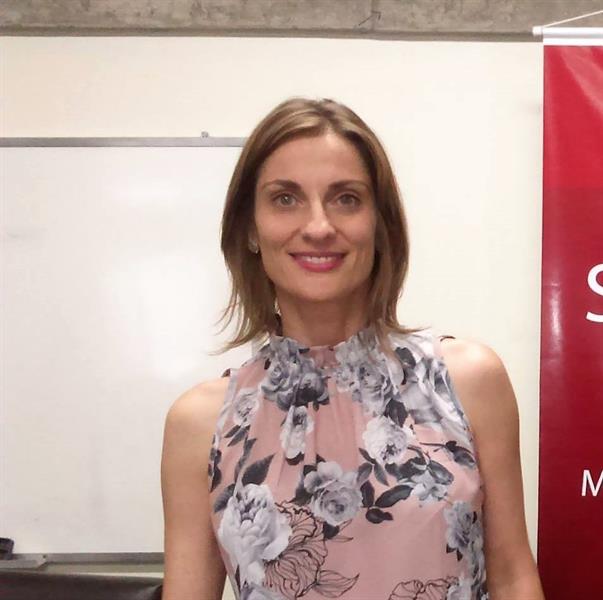 Professora do curso de Serviço Social, Dra. Cristina Fioreze é assistente social, mestre em Educação (UPF) e doutora em Sociologia (UFRGS)