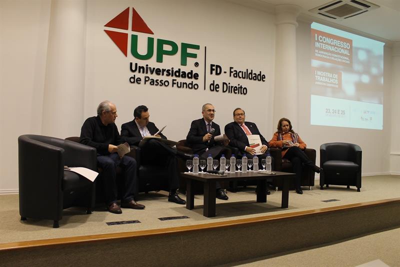 I Congresso Internacional de Jurisdição Constitucional, Democracia e Relações Sociais, I Mostra de Trabalhos Jurídicos Científicos Dias 23, 24 e 25 de agosto de 2017.