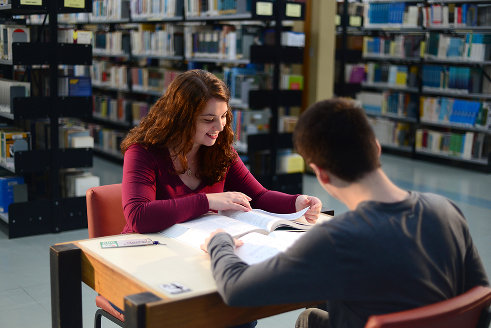 UPF oferece diversas facilidades para ingresso e permanência no ensino superior