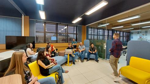 Edital da Apollo Incubadora de Negócios segue aberto até 15 de dezembro