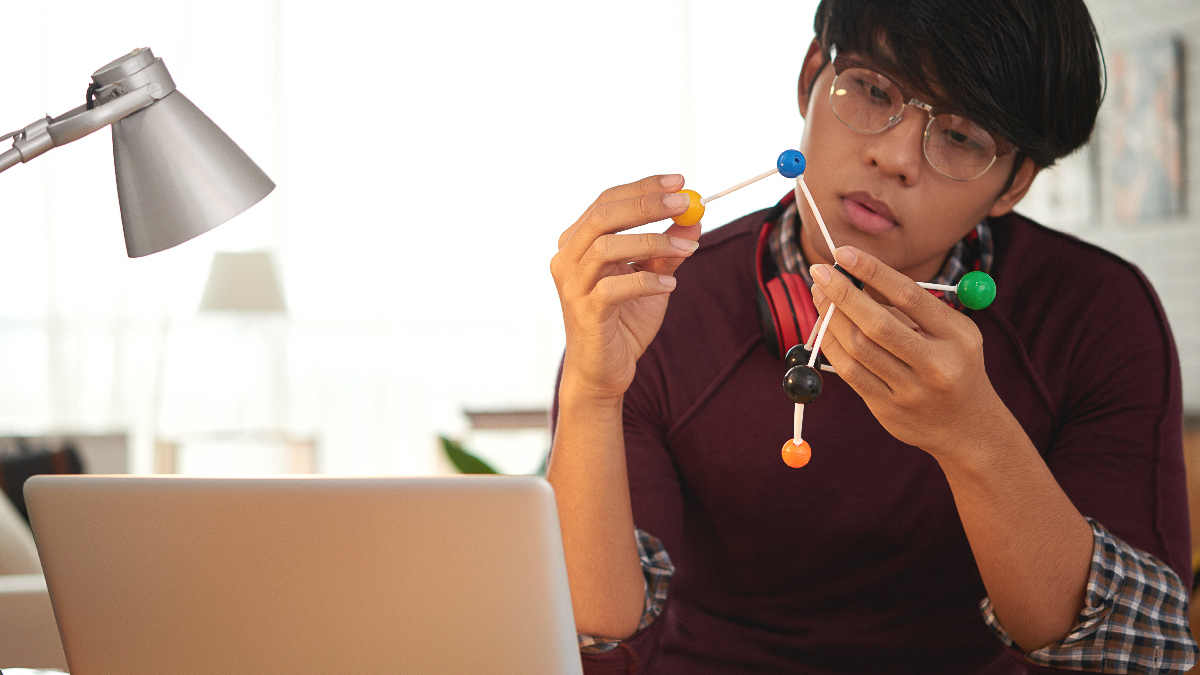 Física (Semipresencial) 