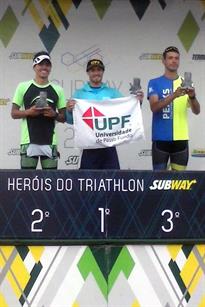Atleta da UPF no lugar mais alto do pódio