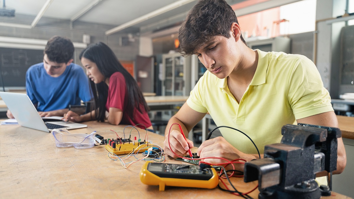 Engenharia Elétrica (B)