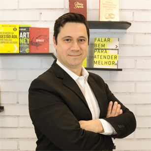 Dr. Roberto Rabello - Head de Novos Negócios