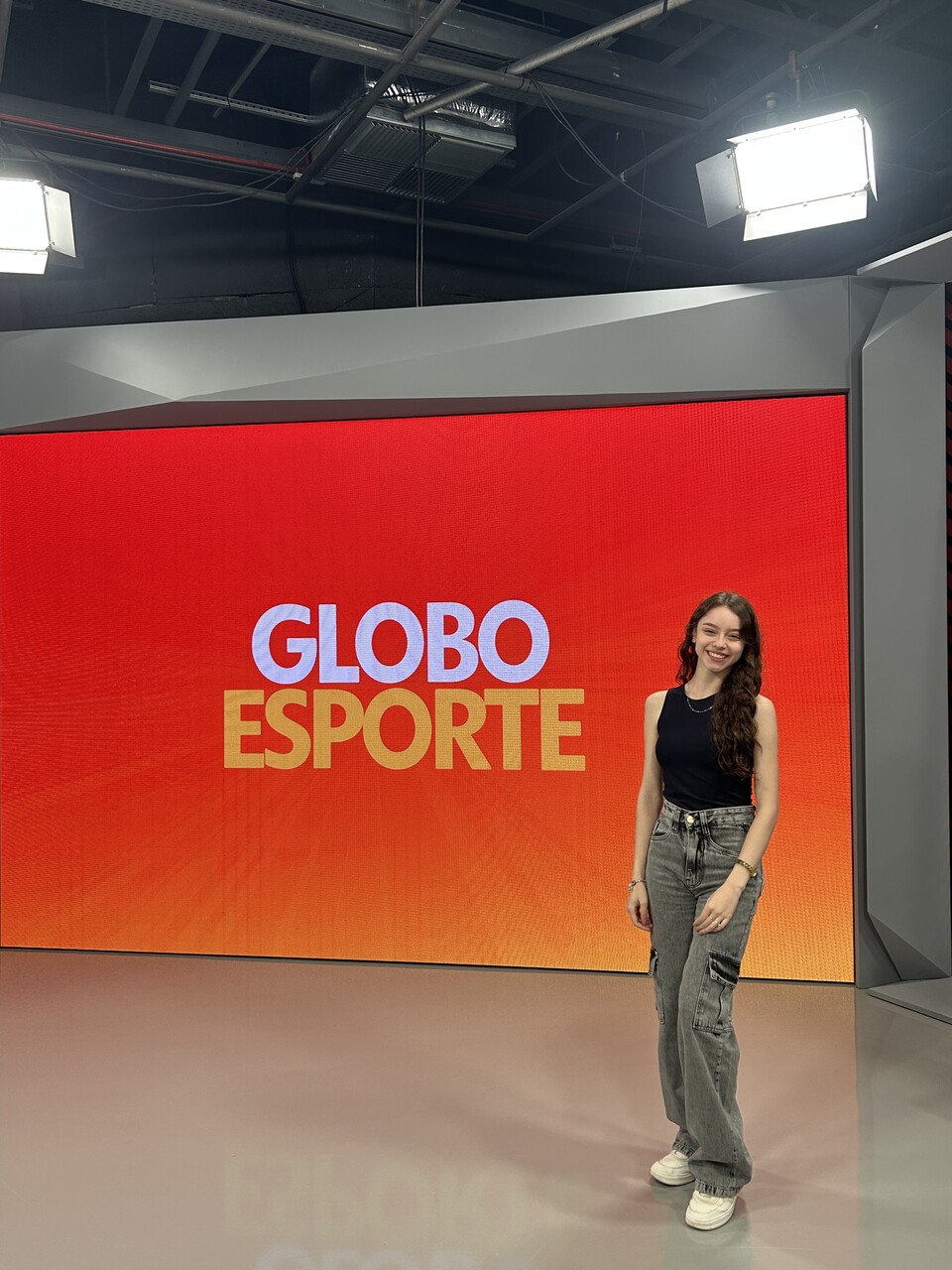 Estudante de Jornalismo da UPF compartilha sua trajetória e paixão pela área