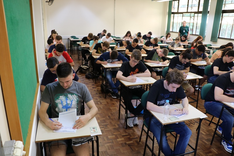 Última prova do Vestibular Complementar da UPF será nesta quinta-feira (13)