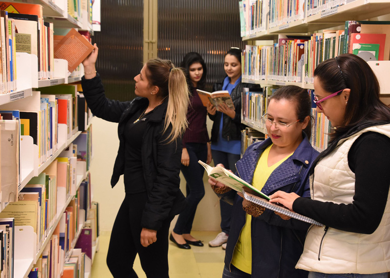 Compromisso com a formação de professores