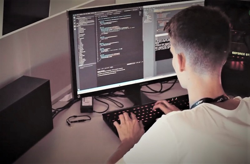 Área de Tecnologia da Informação inscreve para três cursos neste Vestibular